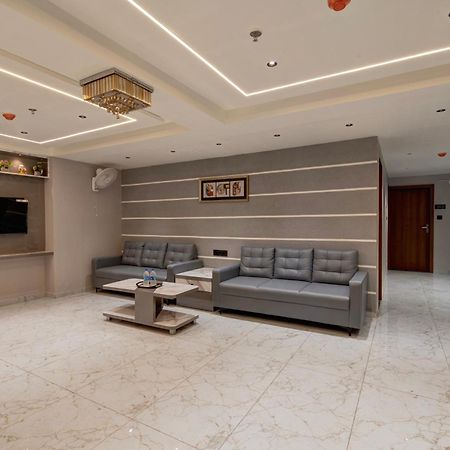 Hotel Shrimad Villa Gandhinagar Eksteriør bilde