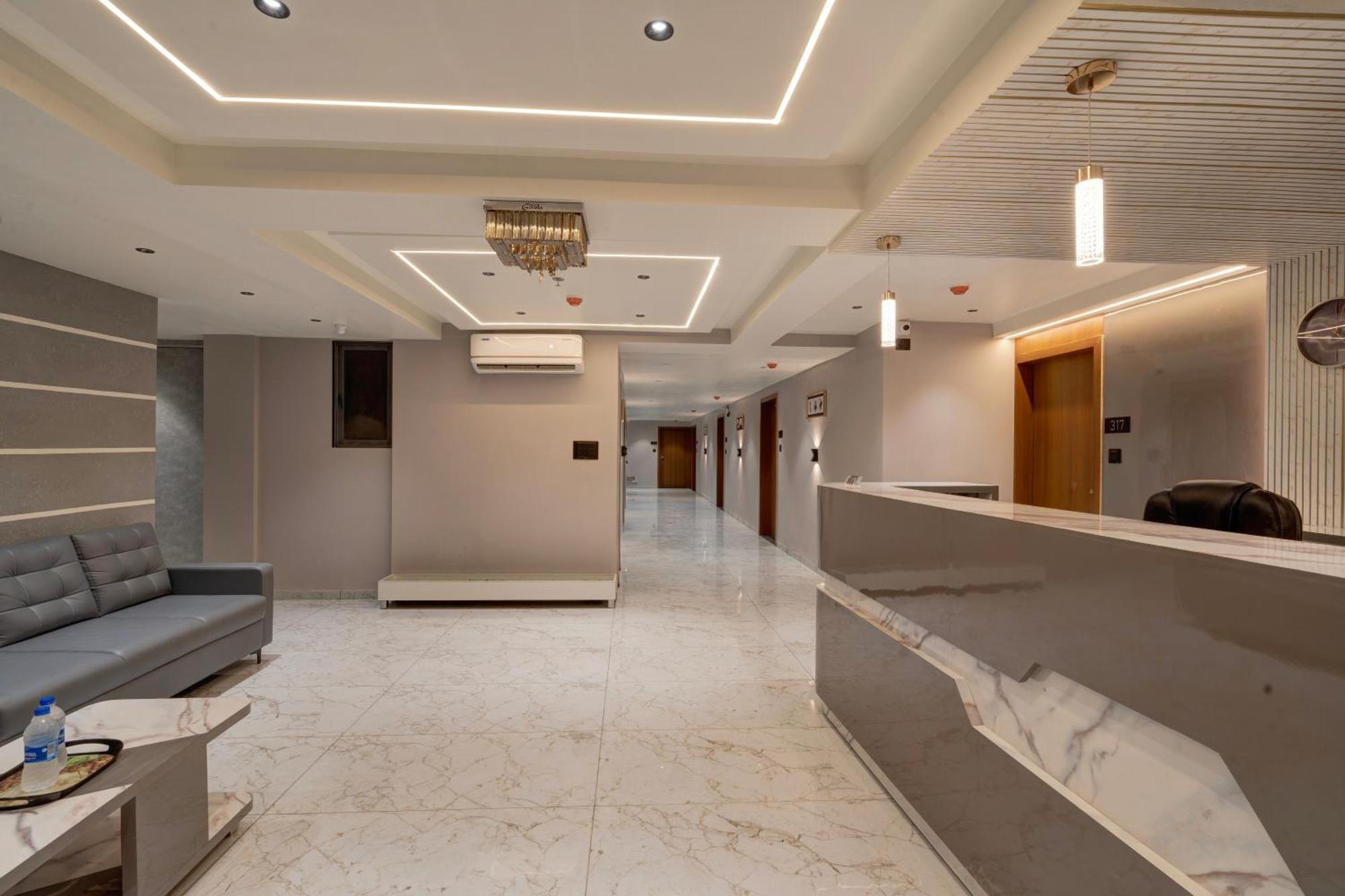 Hotel Shrimad Villa Gandhinagar Eksteriør bilde