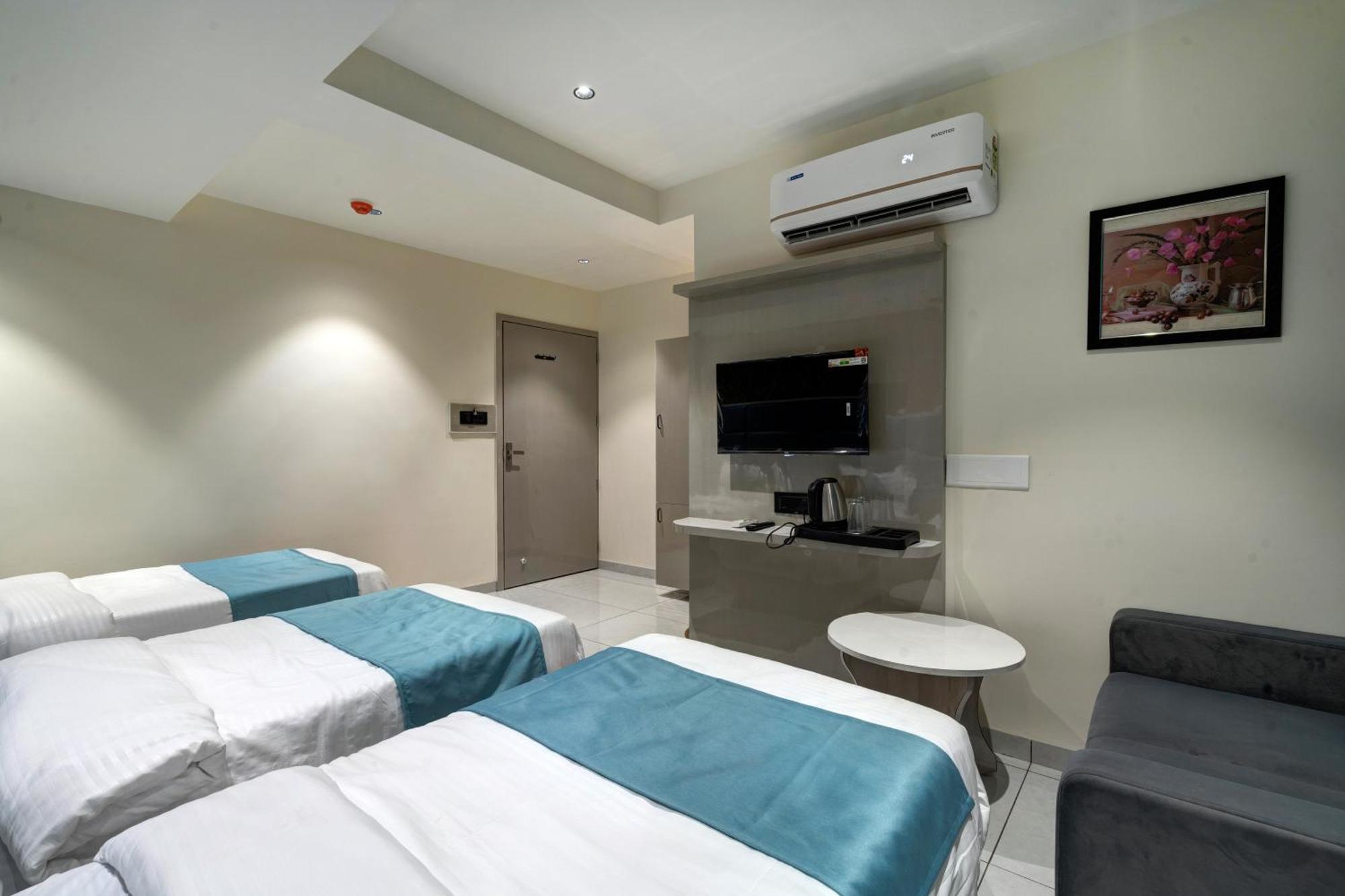 Hotel Shrimad Villa Gandhinagar Eksteriør bilde