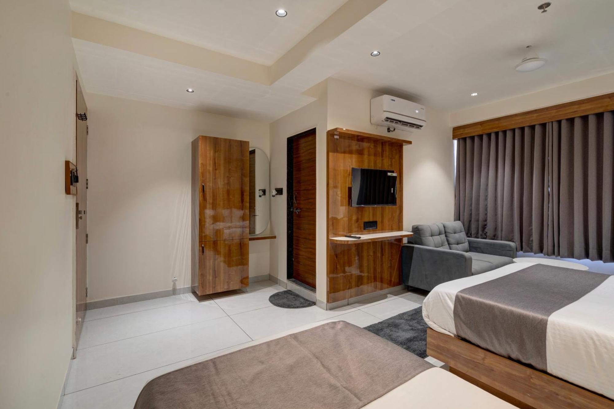 Hotel Shrimad Villa Gandhinagar Eksteriør bilde