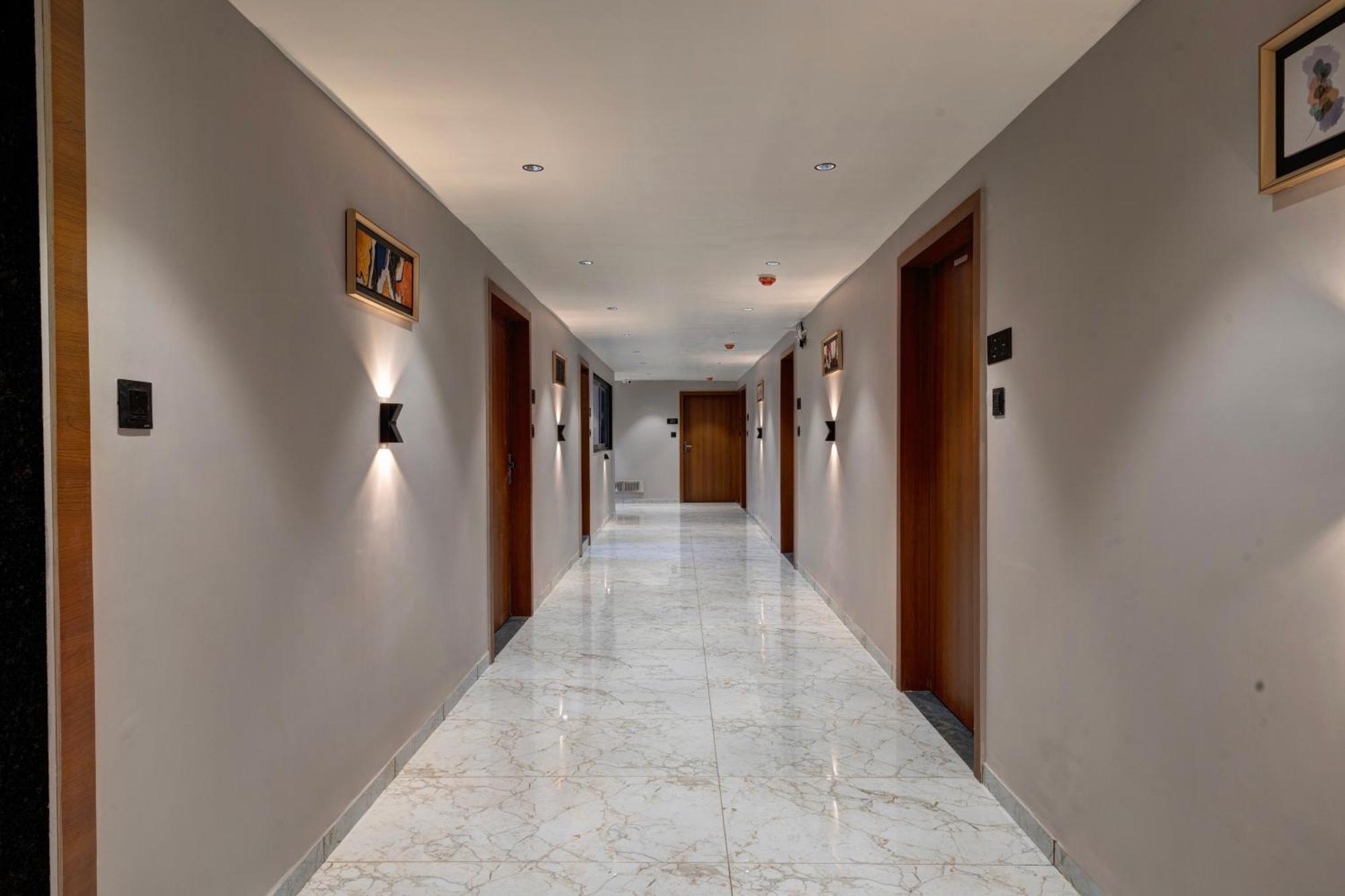 Hotel Shrimad Villa Gandhinagar Eksteriør bilde
