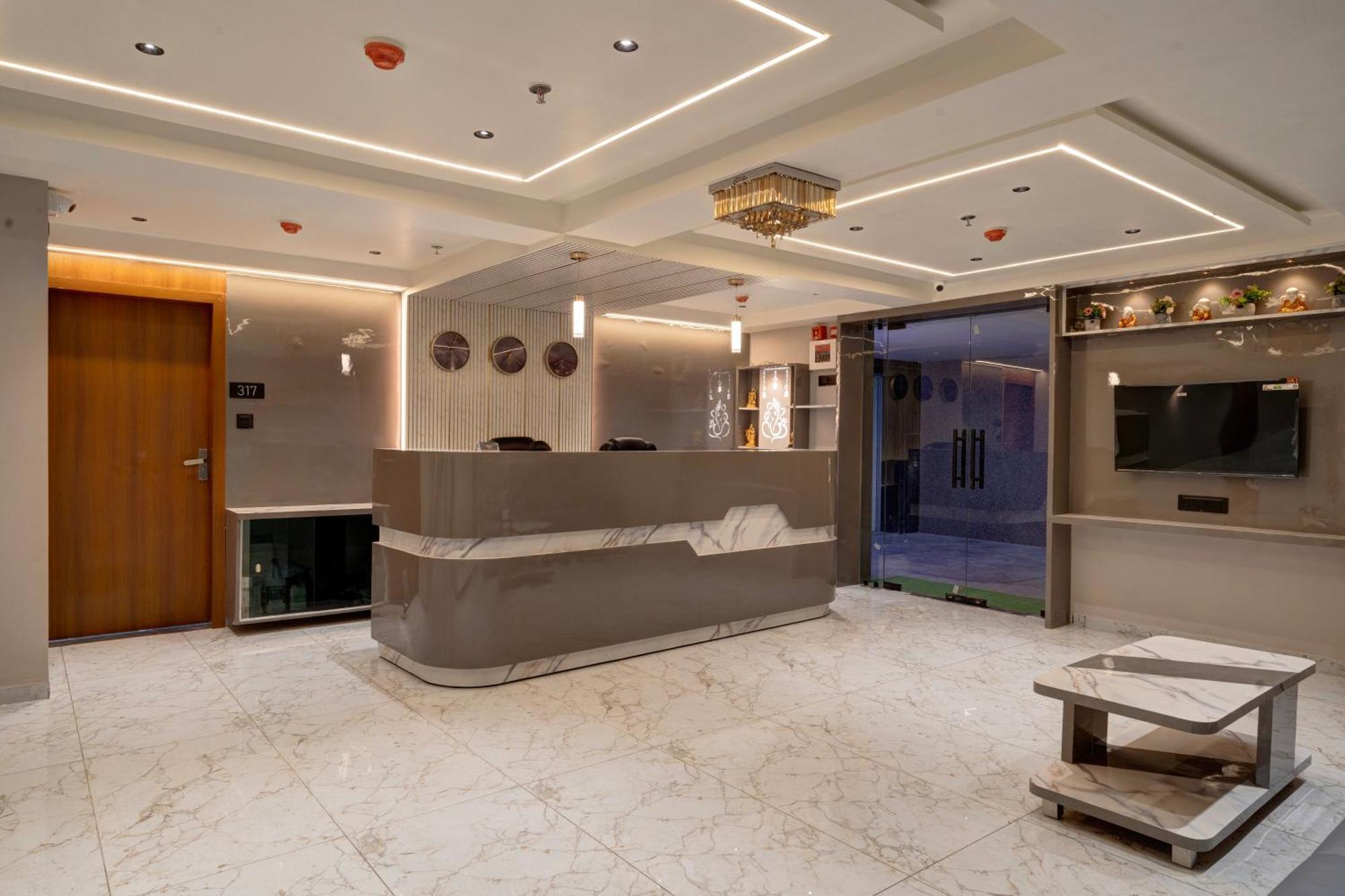 Hotel Shrimad Villa Gandhinagar Eksteriør bilde